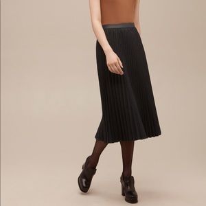 Babaton Aritzia Black Jude Pleated Midi Skirt